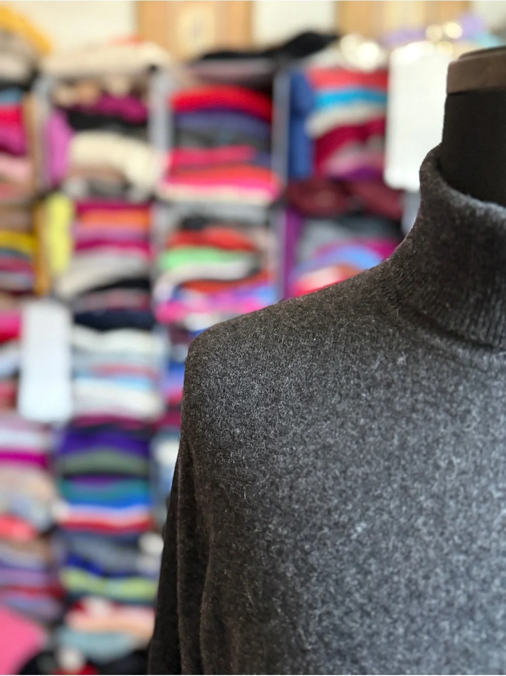 Men's Gray Turtleneck Cashmere Sweater